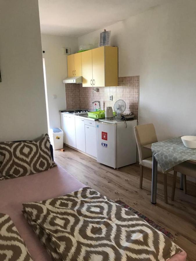 Studio Apartments Mt Šmrika Esterno foto