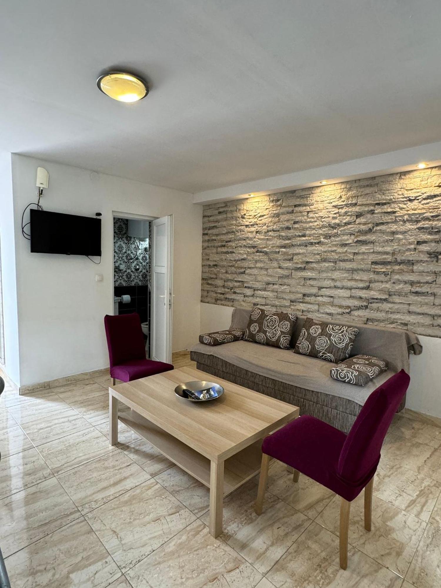 Studio Apartments Mt Šmrika Esterno foto