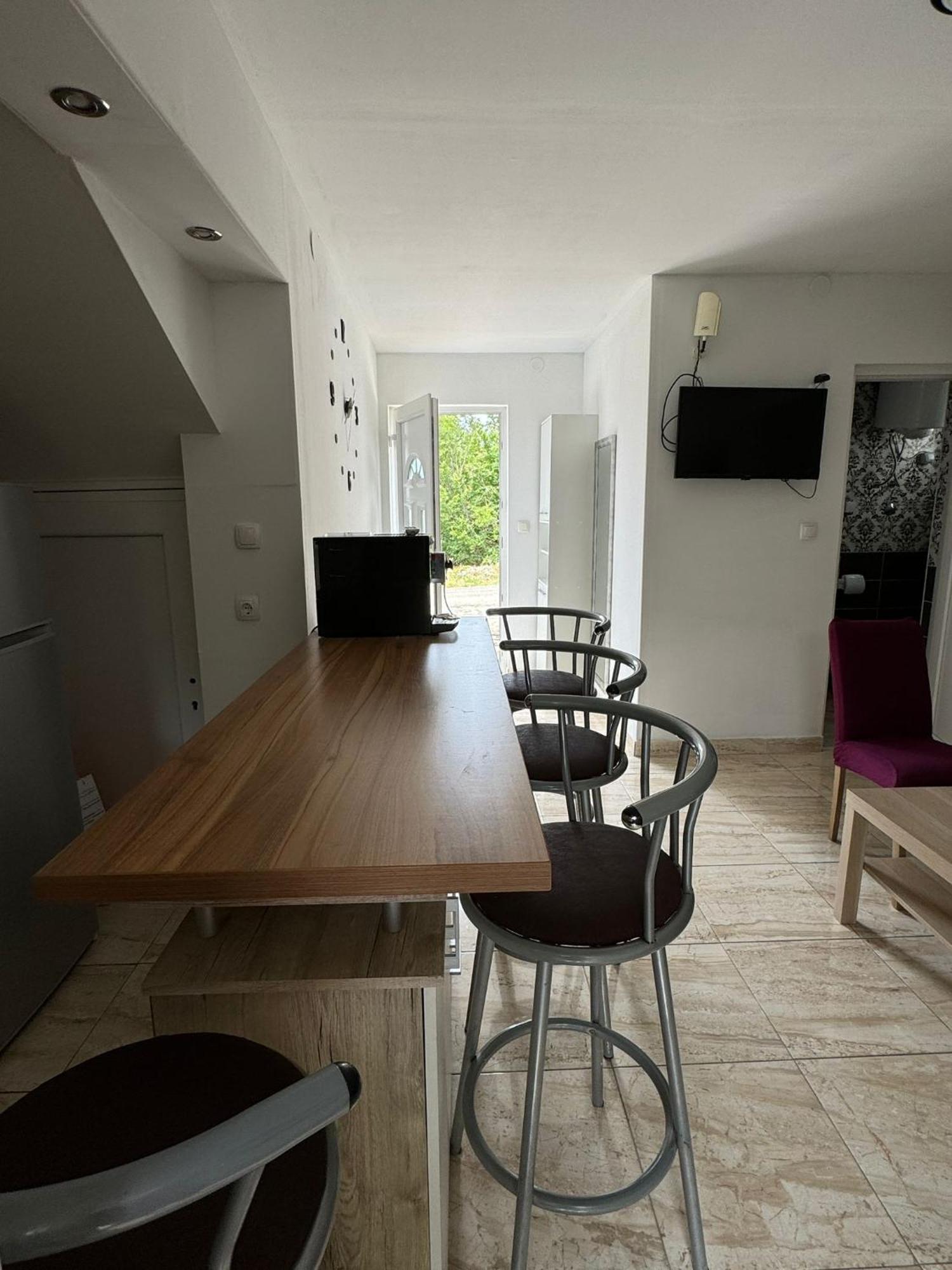 Studio Apartments Mt Šmrika Esterno foto