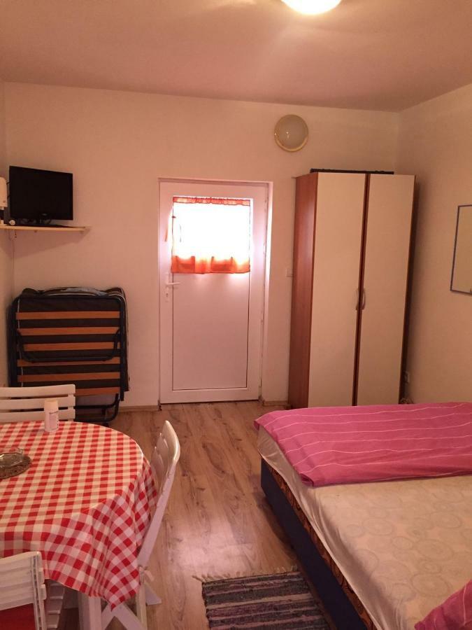 Studio Apartments Mt Šmrika Esterno foto
