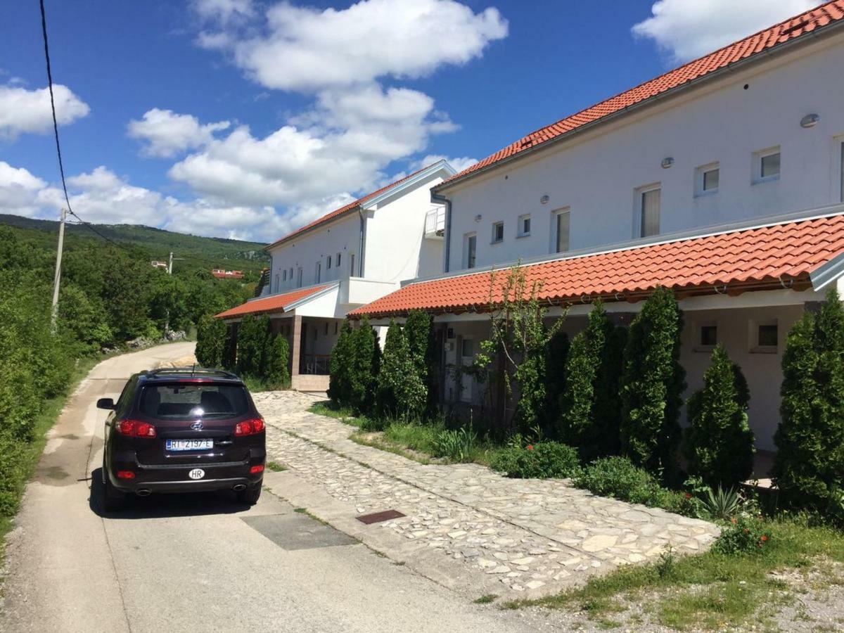 Studio Apartments Mt Šmrika Esterno foto