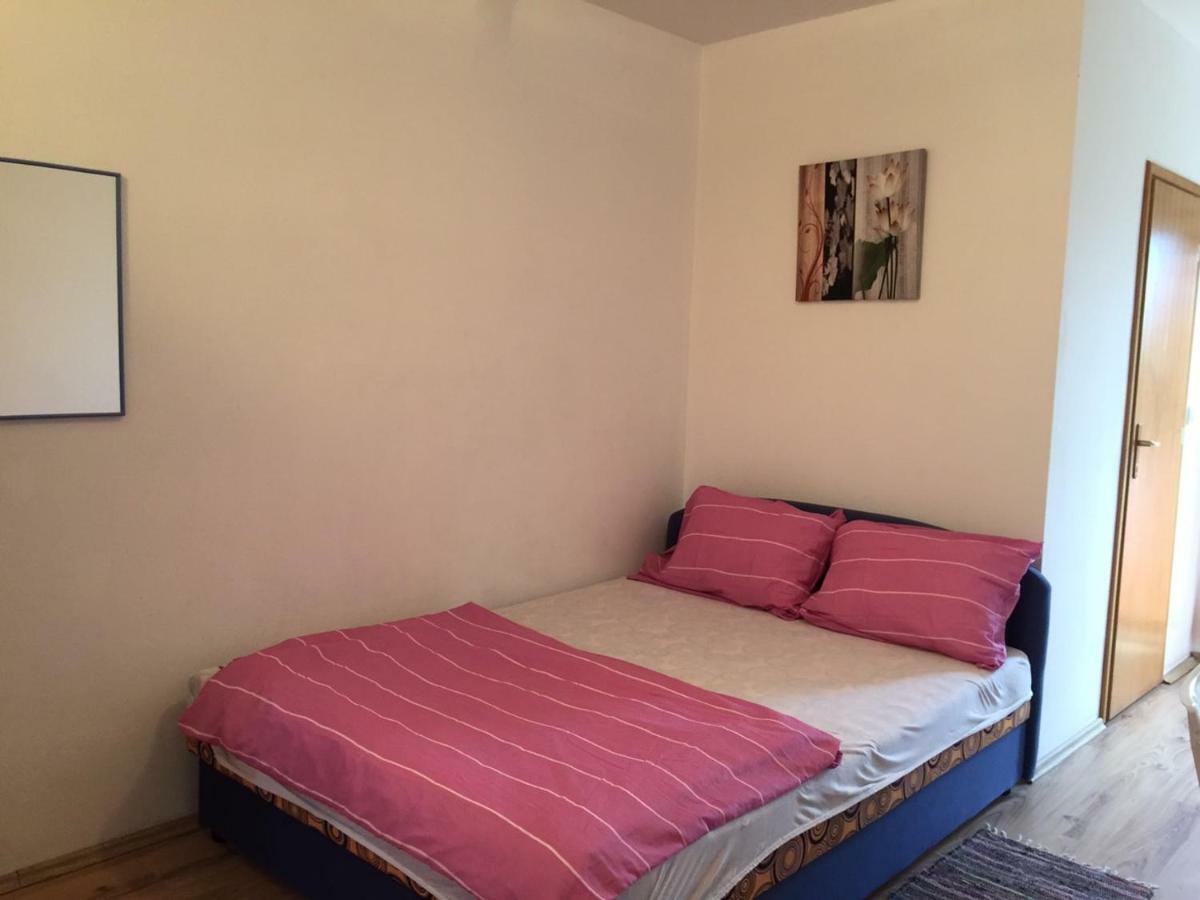Studio Apartments Mt Šmrika Esterno foto